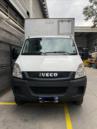 IVECO DAILY 2.3  HPI DIESEL 35S14 CHASSI MANUAL